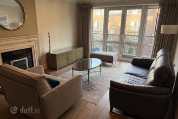 47 Woodview, Mount Merrion Avenue, Blackrock, Co. Dublin — photo 2