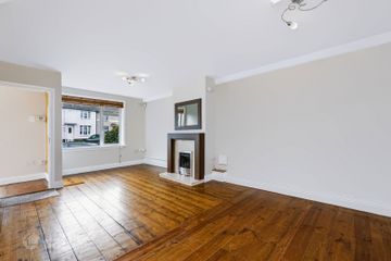 110 Larkhill Road, Whitehall, Dublin 9, D09VK88 — photo 2