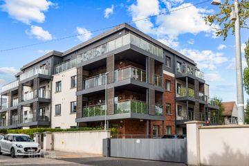 Apartment 3, Greygates Hall, Roebuck Avenue, Mount Merrion, Co. Dublin, A94 FC67 — photo 2