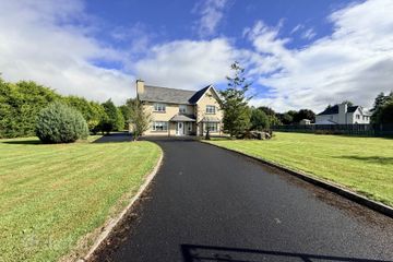 Amber Rise, Coolnagarrahy, Kilcummin, Killarney, Co. Kerry, V93D7A4 — photo 2