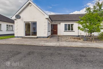 10 Oakwood, Roscommon Town, Co. Roscommon, F42D306