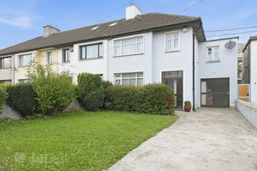 18 Walkinstown Road, Walkinstown, Dublin 12 — photo 2
