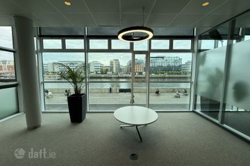 Sir John Rogerson's Quay, Dublin 2 — photo 3