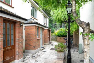 11 Orwell Bank, Orwell Park, Rathgar, D06E720 — photo 2