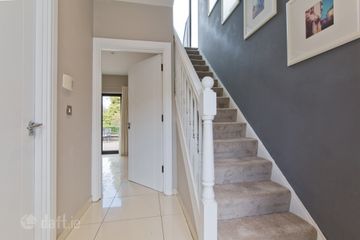 2 The Mews, Kensington Lodge, Rochestown Avenue, Dun Laoghaire, A96V002 — photo 3