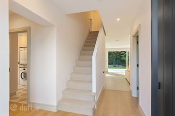 6 Dodder Park Grove, Rathfarnham, Dublin 14, D14Y440 — photo 2