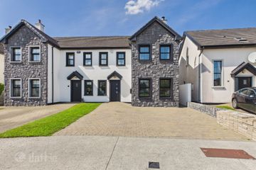 8 Cluain Na Cathrach, Caherroyn, Athenry, Co. Galway, H65YV48 — photo 3