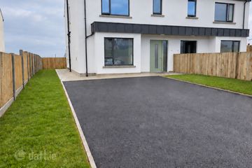 33 Gleann Rua, Letterkenny, Co. Donegal, F92 A2HH