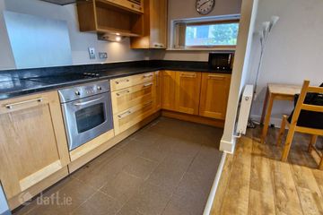 Cloonlara Square, Phoenix Park Avenue, Castleknock, Dublin 15 — photo 3