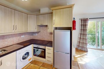 Apartment 12, The Mews, The Oaks, Classes Lake, Ballincollig, Co. Cork, P31E825 — photo 3