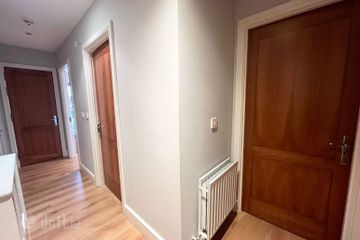 Beechwood Court, Stillorgan, Leopardstown, Co. Dublin — photo 3