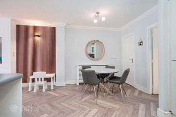 1 Knockmaree, Lucan Road, Chapelizod, Dublin 20 — photo 2