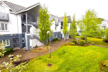 Apartment 8, Esker Glenn, Dublin Road, Athlone, Co. Westmeath, N37KC03 — photo 2