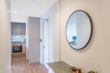 2 Bed, Grand Canal Harbour, Grand Canal Place, Dublin 8 — photo 3