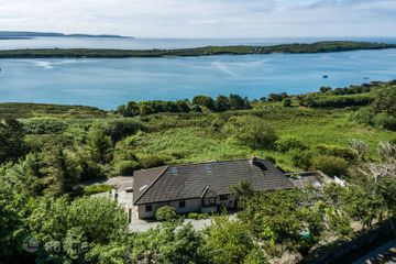 Foxcliff, Colla Hill, Schull, Schull, Co. Cork, P81TX48 — photo 2
