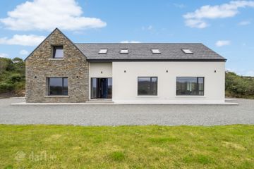 Ardbear, Clifden, Roundstone, Co. Galway, H71AC97 — photo 3