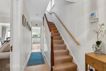 15 Priory Way, Terenure, Dublin 12, D12TP38 — photo 2