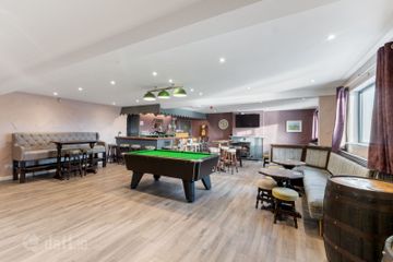Lough Mask Inn, Tourmakeady, Co. Mayo, F12YX36 — photo 2