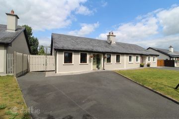 4 Southgate, Crinkle, Birr, Co. Offaly, R42PP29 — photo 2