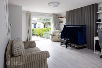 5 Oaklands Avenue, Swords, Co. Dublin, K67R667 — photo 2