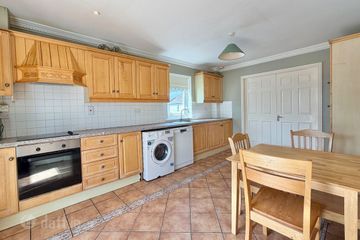 12 Rosskeen, Larchfield Court, Kilkenny, Co. Kilkenny, R95D866 — photo 3