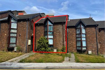 10 Manor Court, Cork Road, Waterford — photo 2