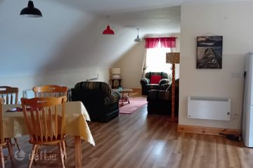 Athenry, Co. Galway, Monivea, Co. Galway — photo 2