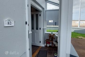 82 Childers Park, Thurles, Co. Tipperary, E41DR72 — photo 3