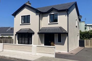 Station Road, Glenbeigh, Co. Kerry, V93T660 — photo 2