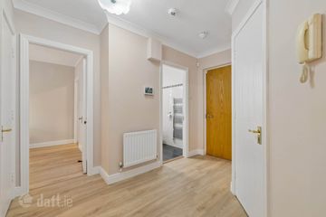 26 Seamount, Booterstown, Co. Dublin — photo 2