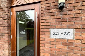 35 The Sycamores, Stradbrook Hill, Blackrock, Co. Dublin, A94WA07 — photo 2