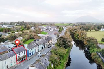 The Thatch, Chapel Street, Crossmolina, Co. Mayo