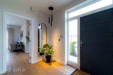 SHOWHOUSE FOR SALE Knightswood, Williamstown, Waterford City Centre, Co. Waterford, X91FR8H — photo 2