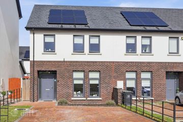 38 Cronan`s Well Park, Swords, Co. Dublin, K67X4K6