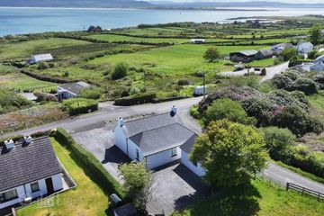Rose Cottage, Carrowtrasna, Greencastle, Co. Donegal, F93E7P8 — photo 3