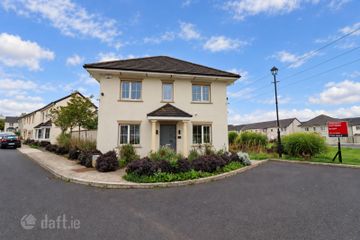 27 Cilleithne Gardens, Bellingham, Portlaoise, Co. Laois, R32R5X7 — photo 2
