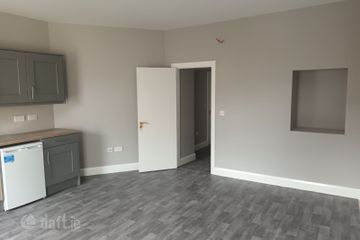 13 Saint Laurence Street - 6 Apartment block - in 1 Lot, Drogheda, Co. Louth, A92NHC4 — photo 2