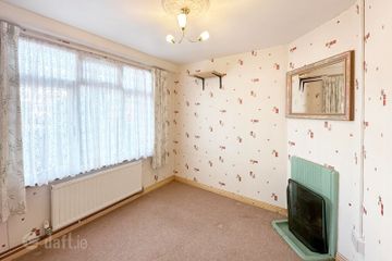 32 Windmill Avenue, Dublin 12, Crumlin, Dublin 12, D12C5V0 — photo 2