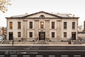 Pearse Street, Dublin 2 — photo 3