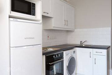 Apartment 7, 7 Grove Park, Rathmines, Dublin 6 — photo 2