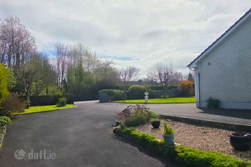 Arcadia, Athlone, Co Westmeath, Athlone, Co. Westmeath, N37HH70 — photo 3