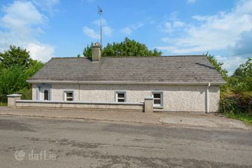 The Cottage, New Road, Castletownroche, Co Cork, P51 TWH6 — photo 2