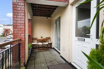 33 Millrace Park, Saggart, Co. Dublin — photo 2