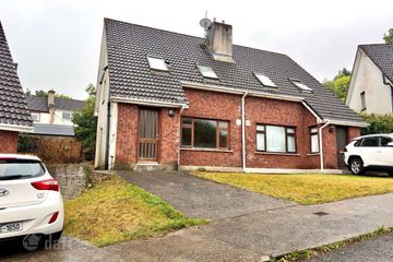 23 Cascade Park, Clonmel, Co. Tipperary, E91F208 — photo 2