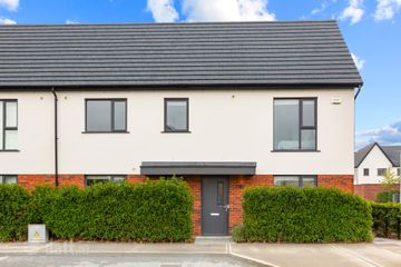 3 Graydon Park, Newcastle, Co. Dublin, D22H5F6 — photo 2