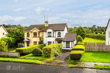 22 New Brookcourt, Lismonaghan, Letterkenny, Co. Donegal, F92Y2W7 — photo 2