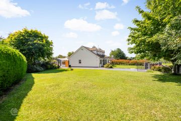 Ash Hill, Dunboyne, Blackbull, Co. Meath, A86AV96 — photo 3
