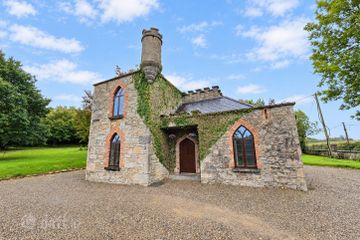 The Lodge, Castlecrine, Sixmilebridge, Co. Clare, V95NYH7 — photo 2