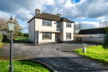 Railway Road, Birr, Co. Offaly, R42VC53