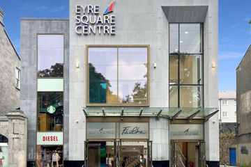 Retail Kiosk 10, Eyre Square Shopping Centre, Eyre Square, Galway City Centre, Co. Galway — photo 2